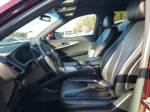 Used 2019 Lincoln Nautilus FWD image 12