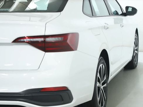 Certified 2024 Volkswagen Jetta Sport FWD image 44