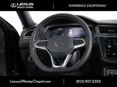 Used 2023 Volkswagen Tiguan SE R-Line FWD image 27