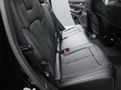 New 2026 Jeep Grand Cherokee Limited AWD/4WD image 24