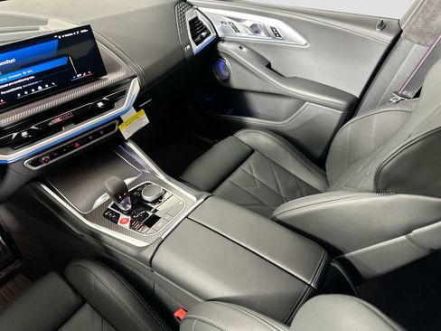 New 2026 BMW XM Label Red image 22