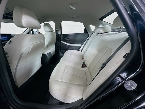 Used 2025 Hyundai Sonata SEL FWD image 27
