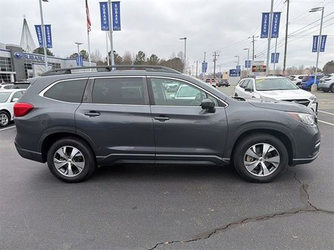 Used 2019 Subaru Ascent Premium image 6