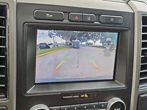 Used 2020 Ford Expedition XLT w/ Equipment Group 202A RWD image 10