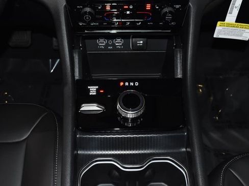 New 2025 Jeep Grand Cherokee Limited w/ Trailer Tow Package image 19