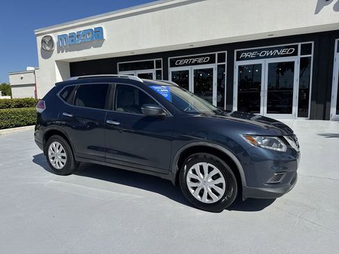 Used 2016 Nissan Rogue S w/ Appearance Package FWD image 6