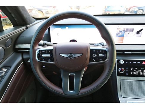 Used 2025 Genesis GV80 3.5T Prestige image 15