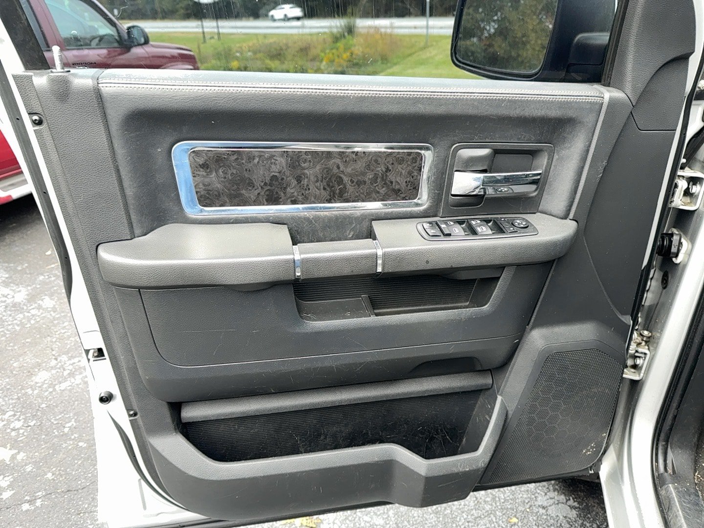 Used 2012 RAM 1500 Limited AWD/4WD image 7