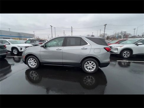 Certified 2024 Chevrolet Equinox LT w/ LPO, Floor Liner Package image 5