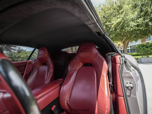Used 2014 Aston Martin Vanquish Volante RWD image 39