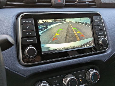 Used 2023 Nissan Versa SV image 14