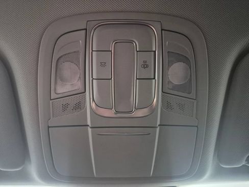 Used 2020 Hyundai Santa Fe SEL FWD image 29
