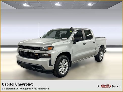 Used 2019 Chevrolet Silverado 1500 Custom w/ Custom Value Package image 1
