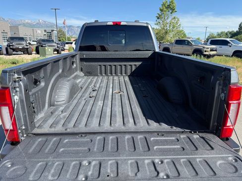 Used 2022 Ford F450 Lariat w/ Lariat Ultimate Package AWD/4WD image 13