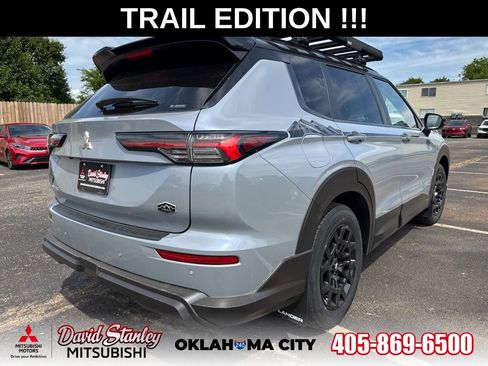 New 2026 Mitsubishi Outlander AWD image 4