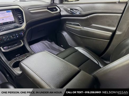 Used 2023 GMC Acadia SLT AWD/4WD image 24