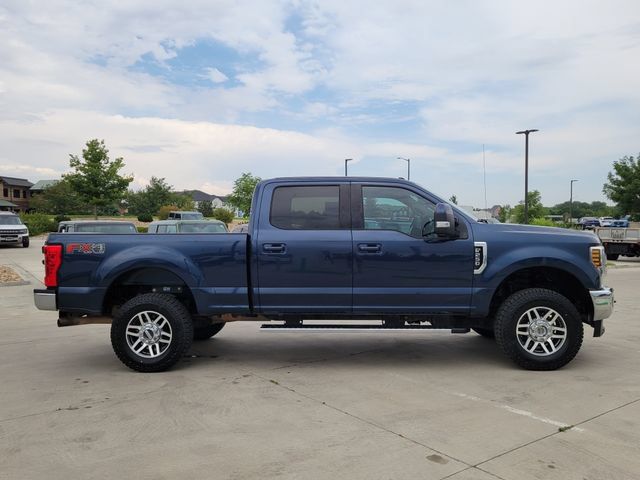 Used 2018 Ford F250 Lariat w/ Lariat Value Package AWD/4WD image 2