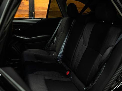 Used 2025 Subaru Outback Premium image 11