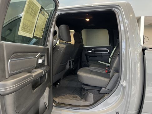 Used 2026 RAM 2500 Big Horn AWD/4WD image 35