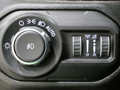 Used 2020 Jeep Wrangler Unlimited Sport S image 14