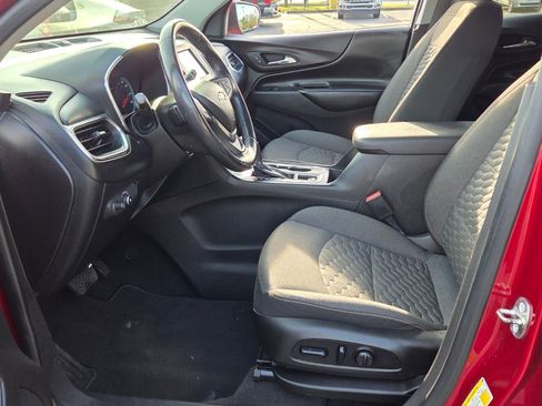 Used 2018 Chevrolet Equinox LT image 5
