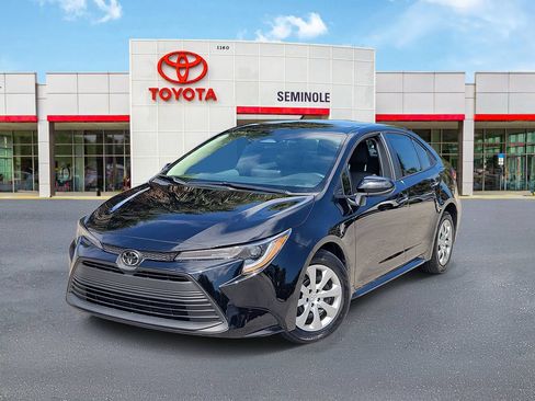 Used 2024 Toyota Corolla LE FWD image 1