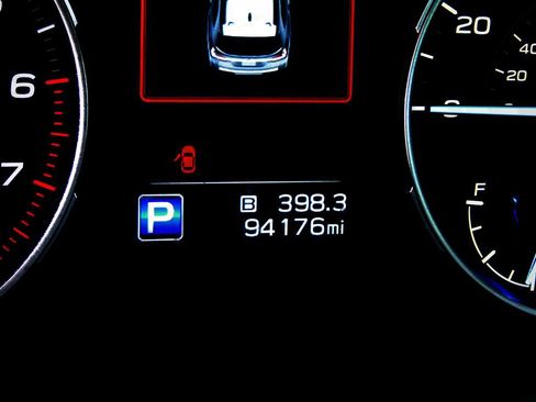 Used 2021 Subaru Ascent Limited w/ Technology Package image 29