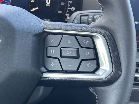 Used 2025 Ford Mustang Coupe RWD image 23