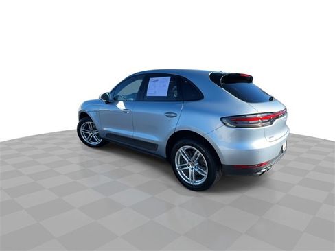 Used 2021 Porsche Macan S image 6