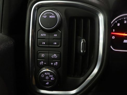 Used 2022 Chevrolet Silverado 2500 High Country w/ LPO, Dark Essentials Package image 16