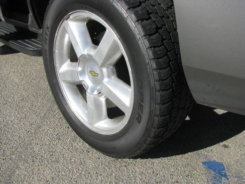 Used 2007 Chevrolet Tahoe LT w/ 1LT Special Edition AWD/4WD image 7