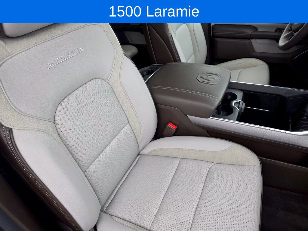 Used 2026 RAM 1500 Laramie AWD/4WD image 27