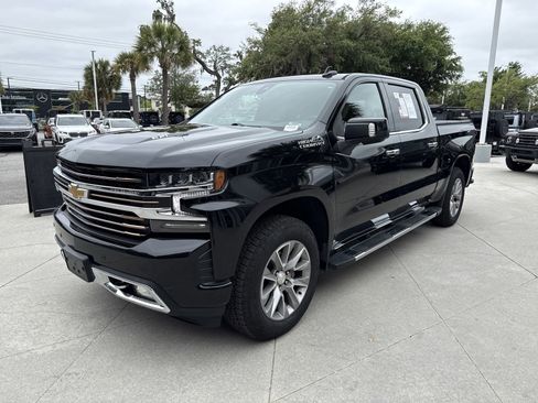 Used 2021 Chevrolet Silverado 1500 High Country w/ Safety Package II AWD/4WD image 5