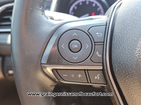 Used 2023 Toyota Camry SE FWD image 12