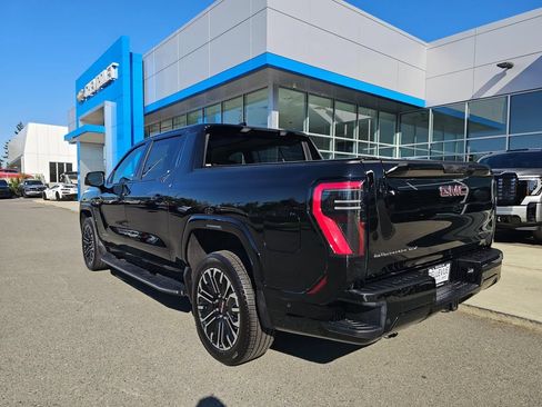 Used 2026 GMC Sierra EV Denali AWD/4WD image 5