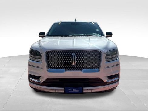 Used 2018 Lincoln Navigator Reserve w/ Technology Package AWD/4WD image 2