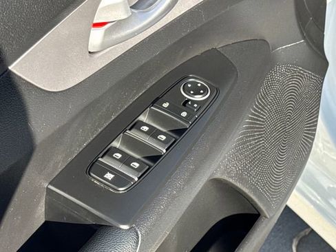 Used 2023 Kia Forte LXS image 22