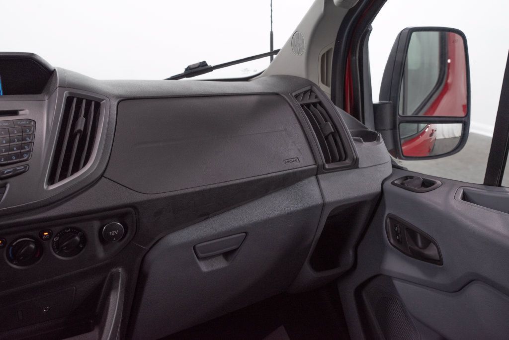 Used 2015 Ford Transit 150 130 Low Roof RWD image 21