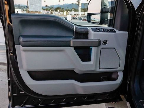 Used 2022 Ford F450 Limited w/ FX4 Off-Road Package image 24