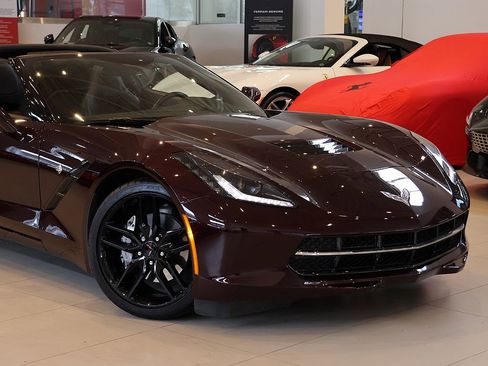 Used 2017 Chevrolet Corvette Stingray Coupe w/ Battery Protection Package image 8