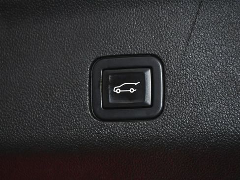 Used 2022 Cadillac Escalade ESV Sport w/ Touring Package AWD/4WD image 70