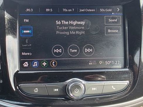 Used 2022 Chevrolet Trax LT w/ LT Convenience Package AWD/4WD image 20