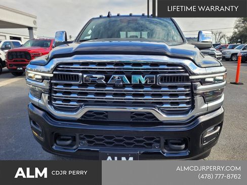 New 2026 RAM 2500 Limited AWD/4WD image 19