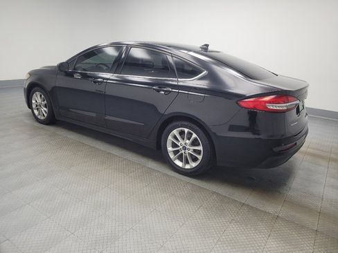 Used 2019 Ford Fusion SE image 3