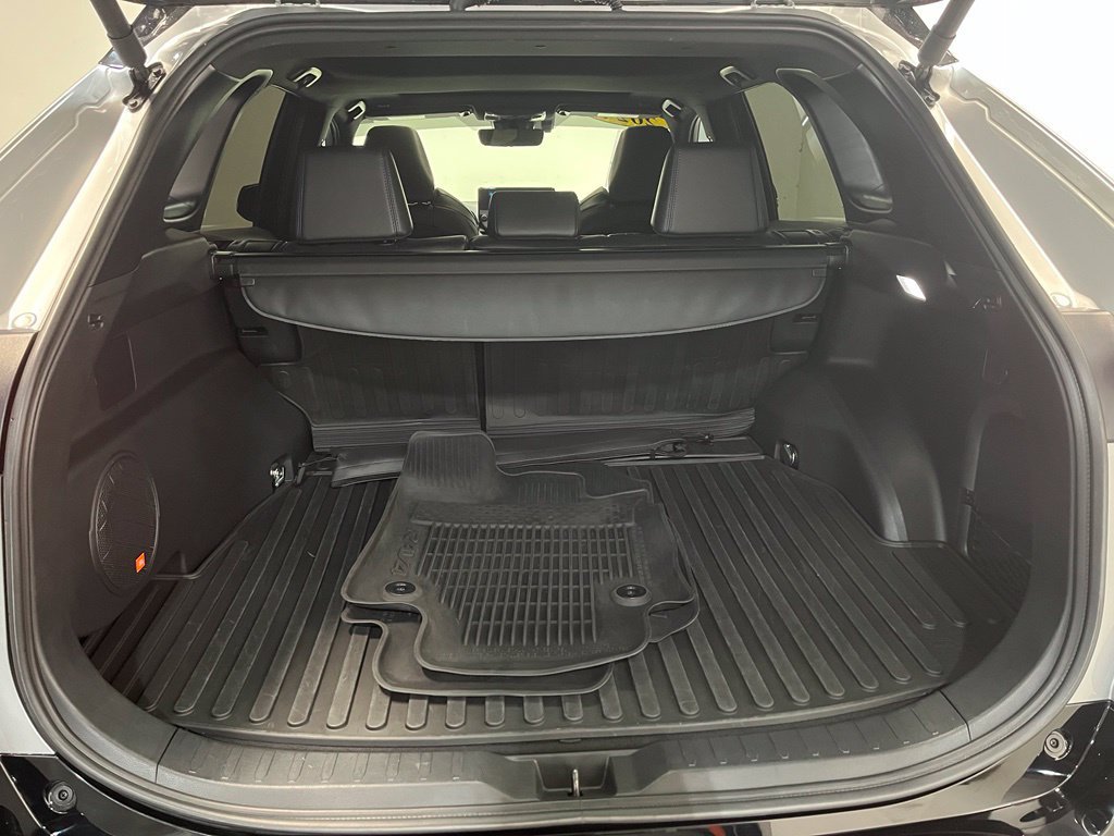 Used 2024 Toyota RAV4 XSE w/ Advanced Technology Package AWD/4WD image 19
