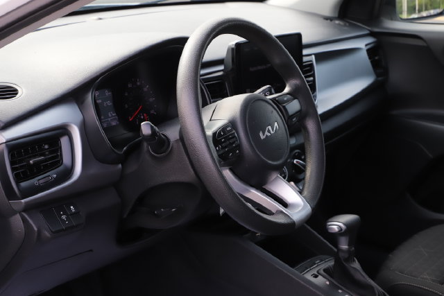 Used 2022 Kia Rio LX FWD image 10