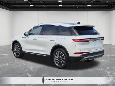 Certified 2024 Lincoln Corsair Reserve w/ Equipment Group 201A AWD/4WD image 3