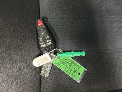 Used 2019 Dodge Grand Caravan GT FWD image 30