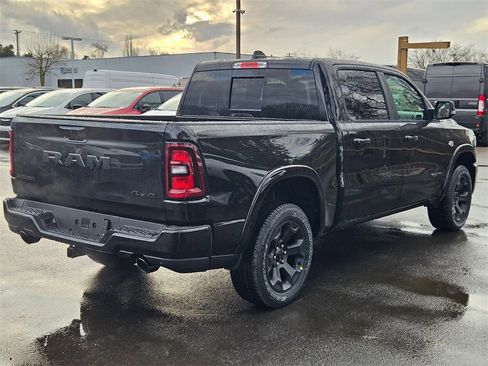 New 2026 RAM 1500 4x4 Crew Cab image 7