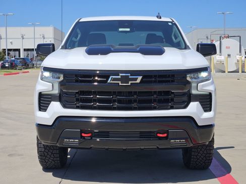 New 2026 Chevrolet Silverado 1500 LT Trail Boss w/ LPO, Dark Essentials Package AWD/4WD image 6